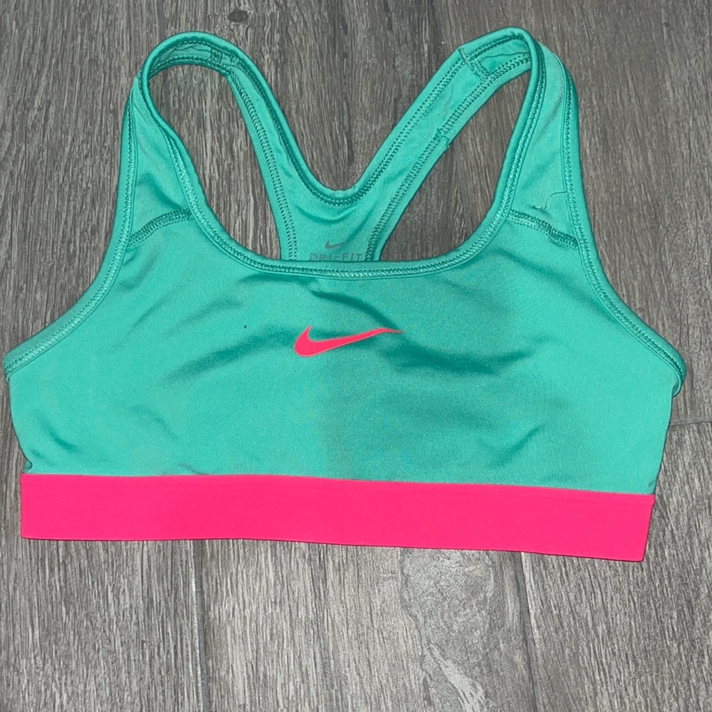 Nike dri-fit sports bra